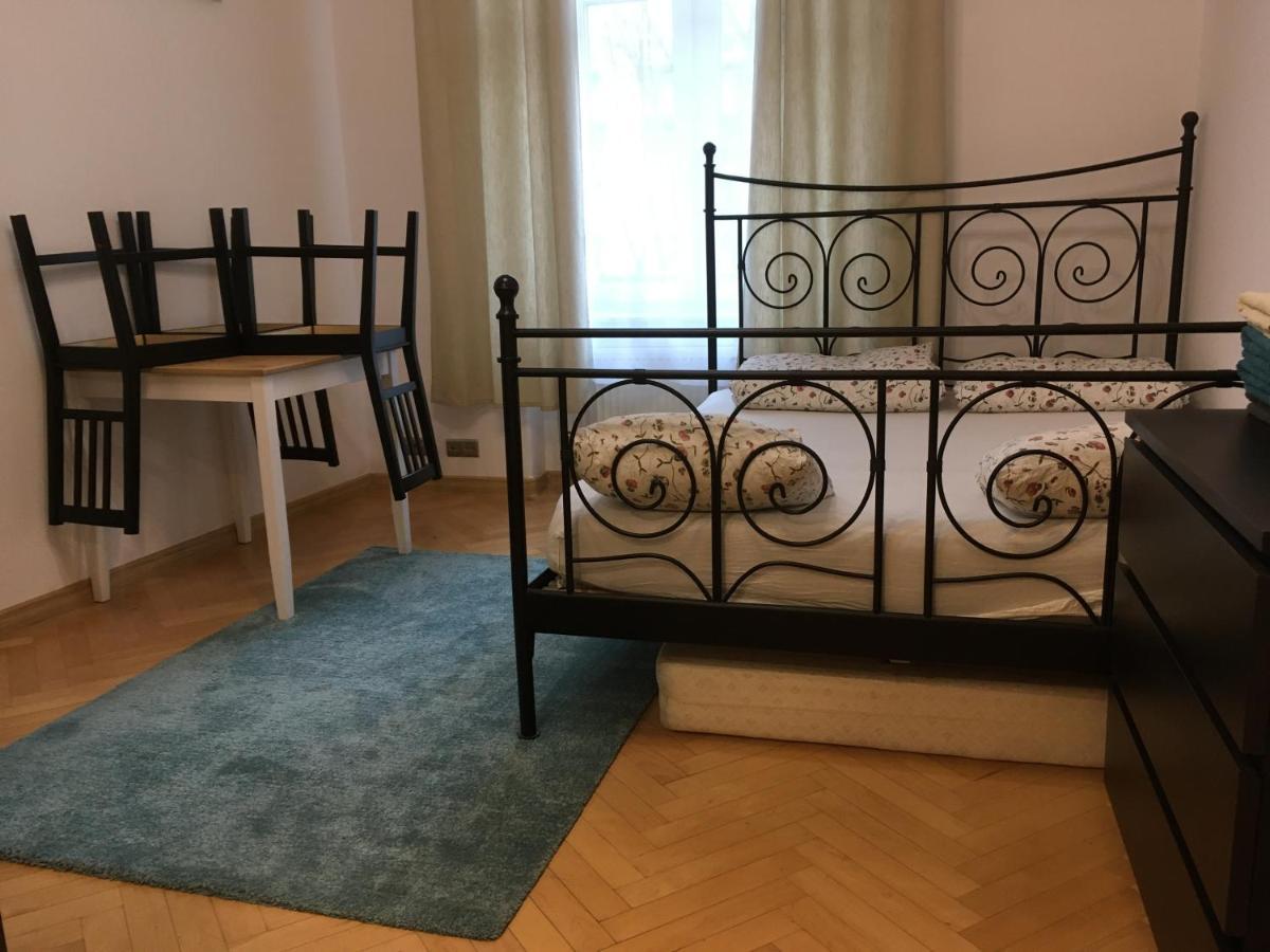 Pure Apartments Krakow Luaran gambar